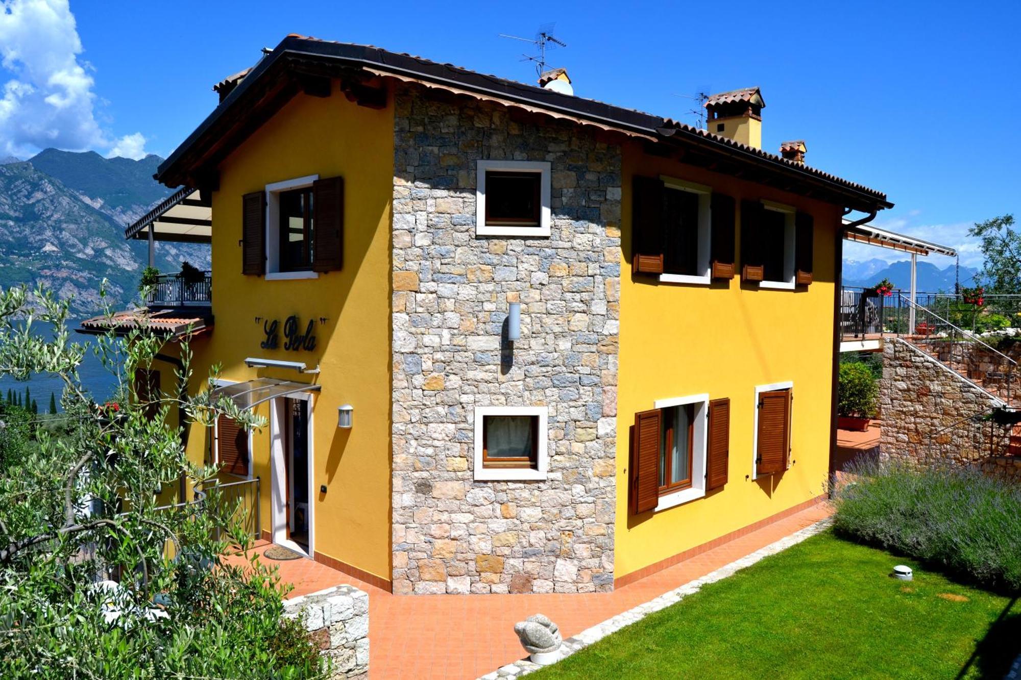 Appartamenti La Perla Malcesine Buitenkant foto