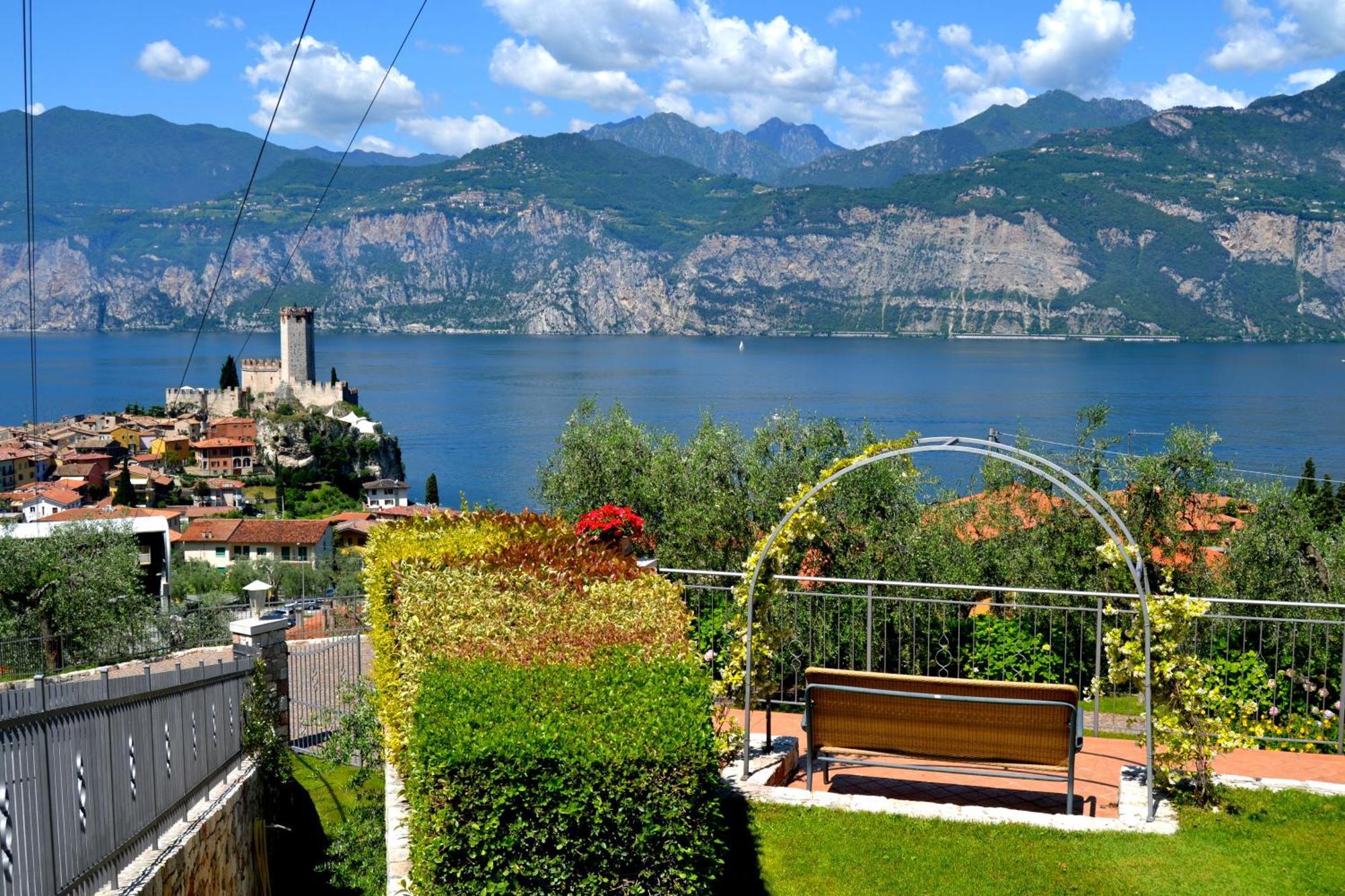 Appartamenti La Perla Malcesine Buitenkant foto
